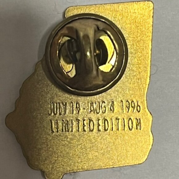 VTG Georgia The Whole Day Through 1996 Limited Edition Glossy Lapel Hat Pin - Picture 7 of 9